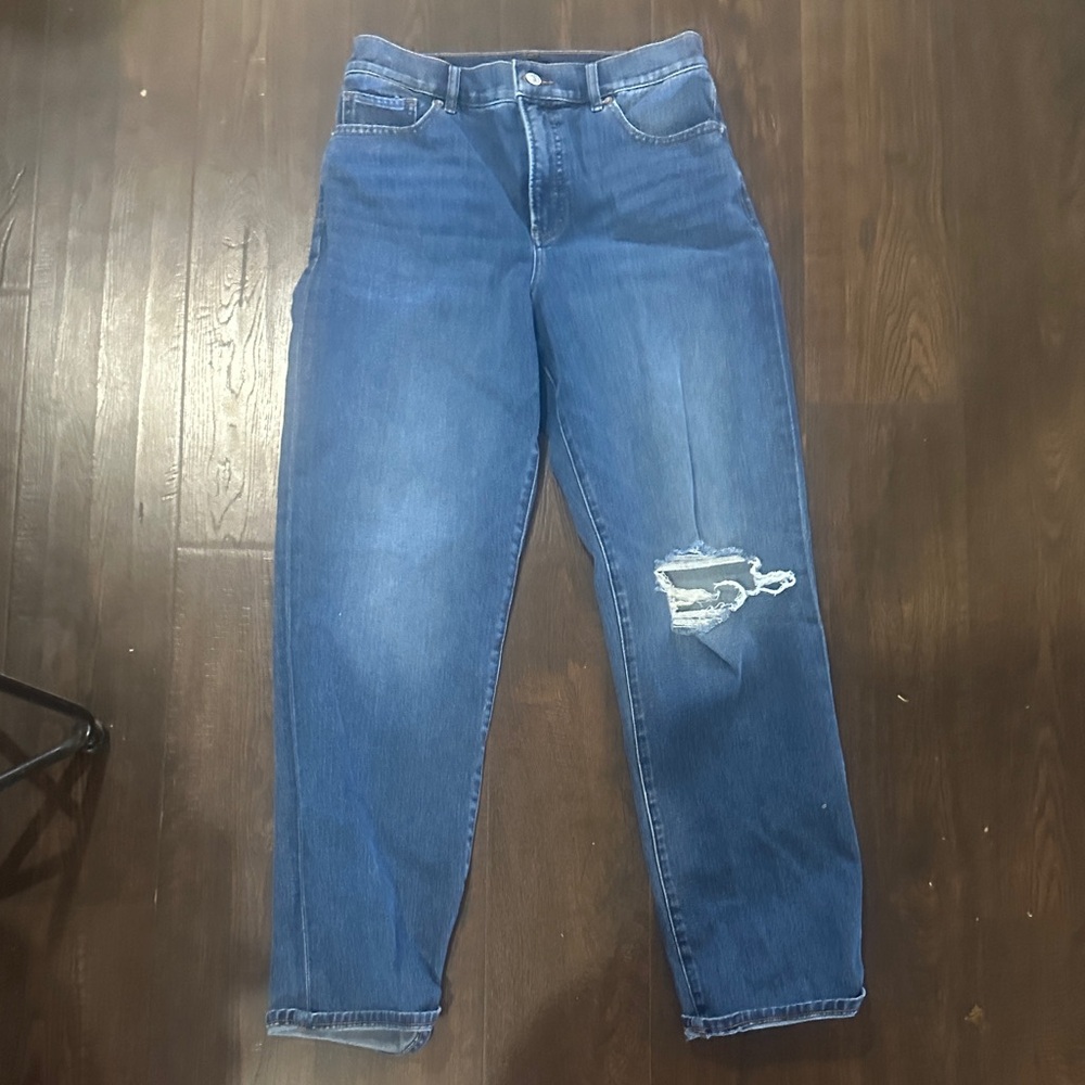Women’s  Blue Distressed Jeans